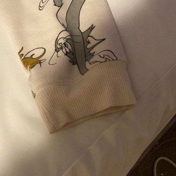 Tom & Jerry Crop Top Sweater - Picture 9 of 10